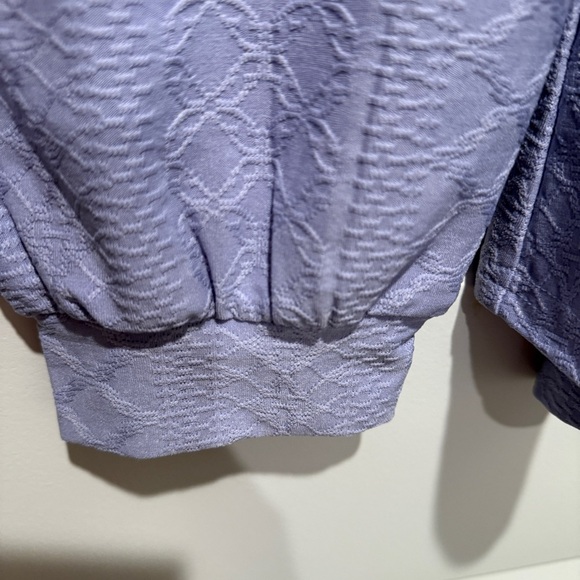 Women's Lilac Puff Shoulder Long Sleeve Top - Picture 5 of 6